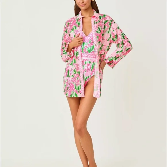 Lilly Pulitzer Kwitney Long Sleeve Cotton Cover-Up - Picture 4 of 8